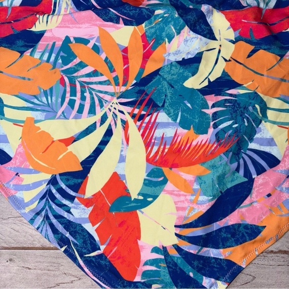 Floral Bikini Bottom Blue Red Yellow Pink Old Navy Woman's Size 4X - Picture 9 of 15